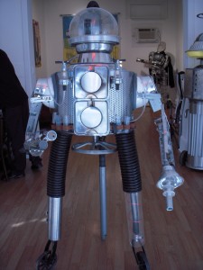 A close up of one of Dino Vazquez's robots